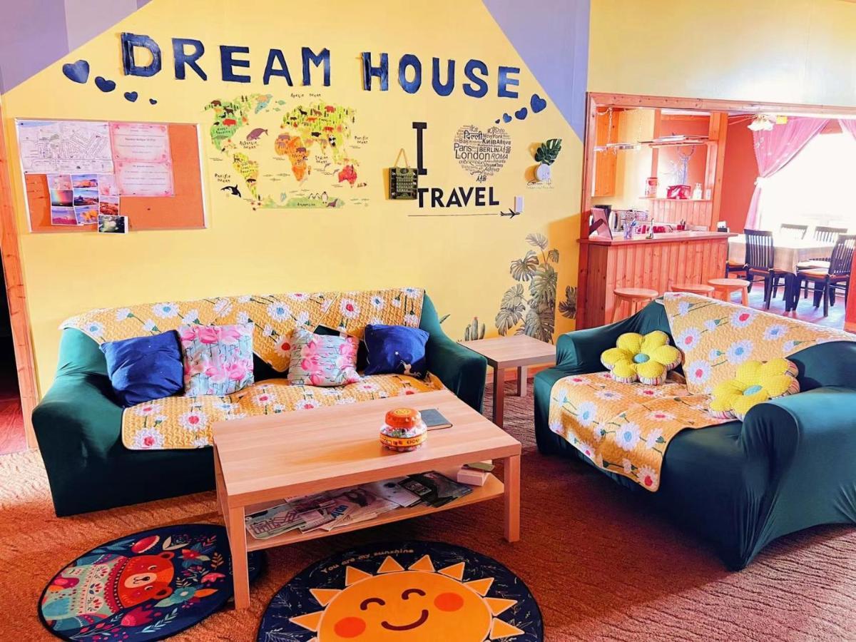 Sarah'S Dreamhouse B&B Черчилл Экстерьер фото